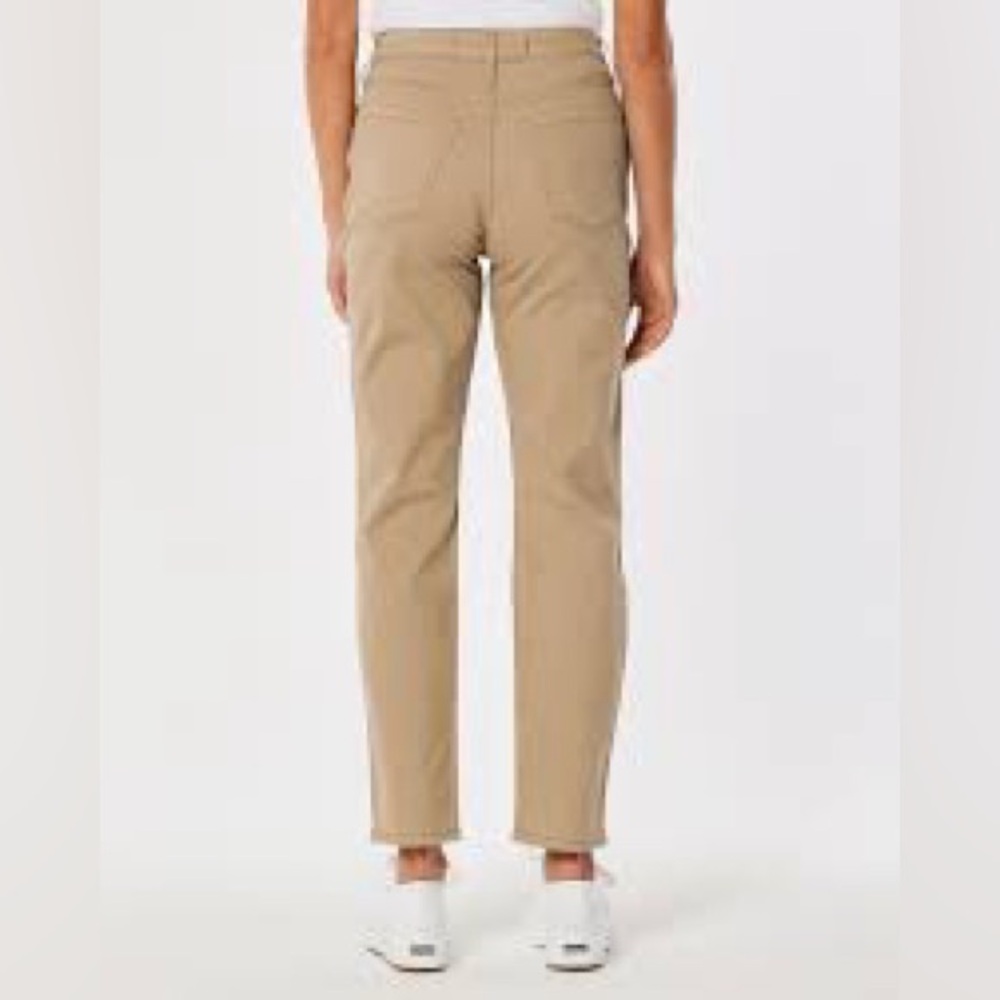 🆕 NWT Hollister Women’s Ultra High Rise Mom Khaki Pants Size 9 Sku#B2 - Picture 2 of 6